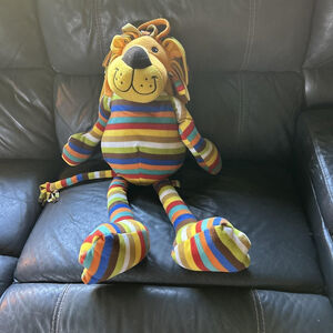 MELISSA & DOUG -26” BEEPOSH ELVIS THE LION - PLUSH STRIPED MULTICOLOR.